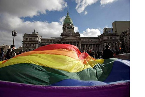 il parlamento argentino approva i matrimoni gay