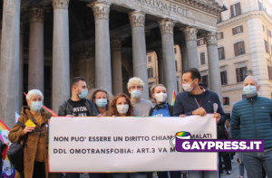 Legge sull'omofobia comunità lgbt+ fa un sit-in a Roma perché l'articolo 3 ddl omotransfobia va modificato gaypress