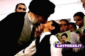 I Talebani in Afghanistan stuprano bambini facendoli vestire da donna. Cos'è il bacha bazi