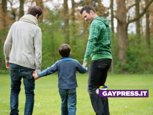 coppia omogenitoriale Minori al centro: i diritti negati dei figli di coppie omosessuali